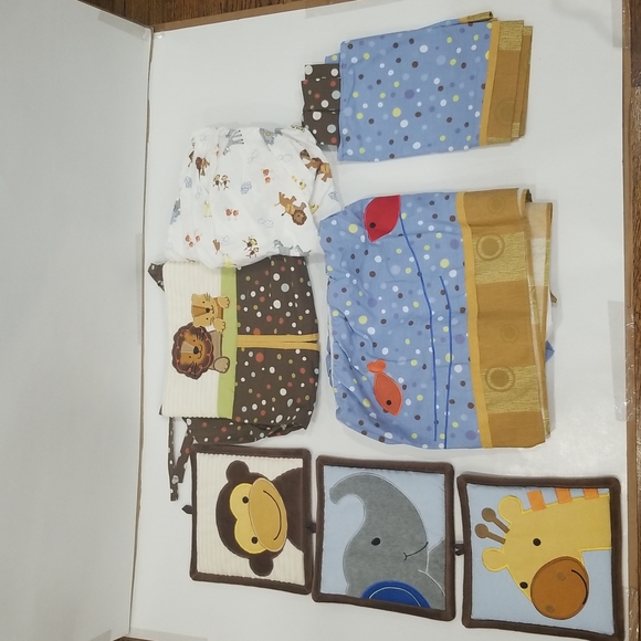 LAMB & IVY S.S. Noah 9 pieces crib set - Picture 4 of 12